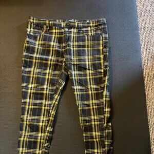 Wild Fable Size 16 Yellow and Black Plaid Jeans